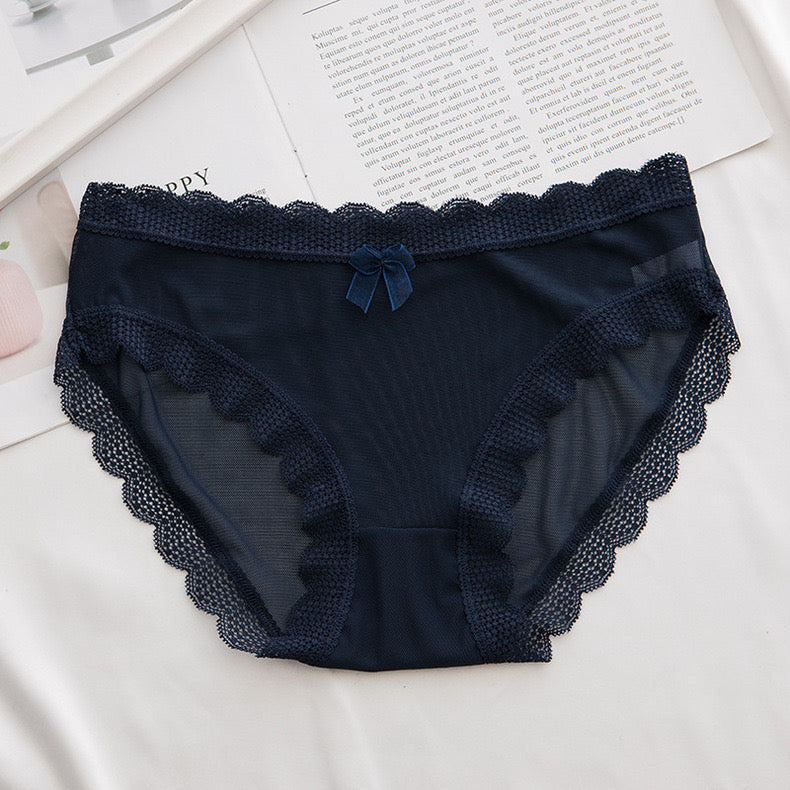 Women's Panties Sexy Lace Lingerie Net Yarn Thin Briefs Girls Bow Hollow Out Low-Rise Seamless Underpants