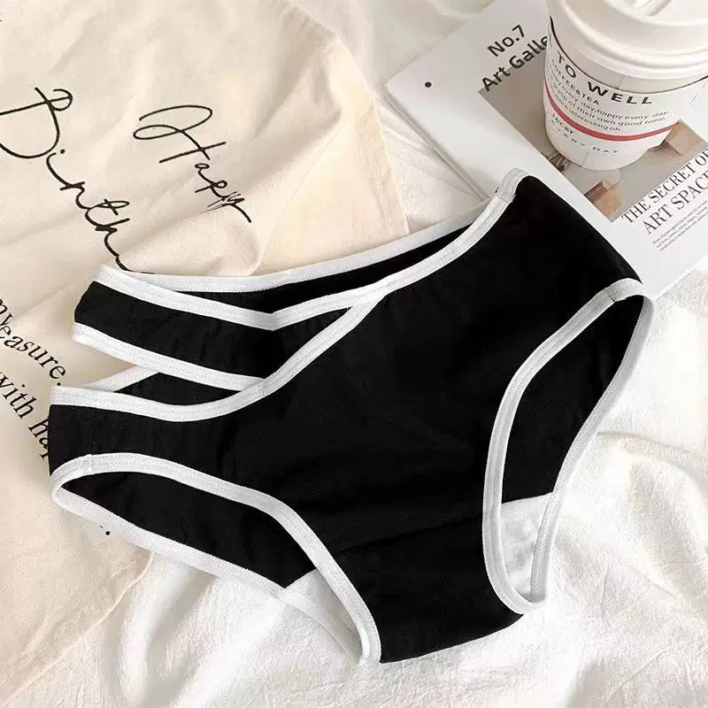 Underwear Women Cotton Crotch Mid Waist Traceless Sexy Panties Japanese Sports Style Girls Breathable Underpants Simple Lingerie
