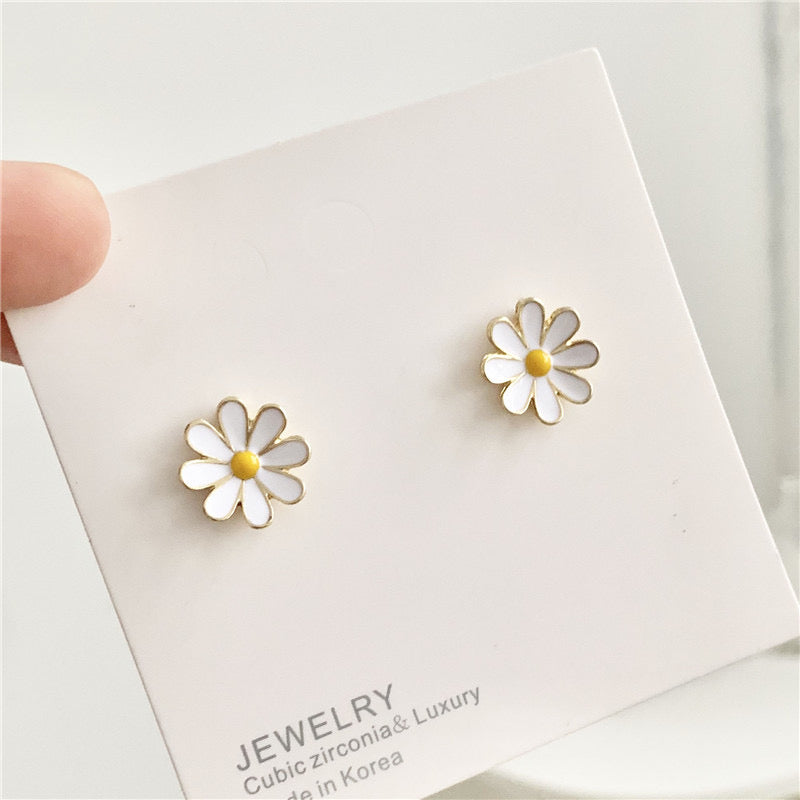 White sunflowers bright earrings