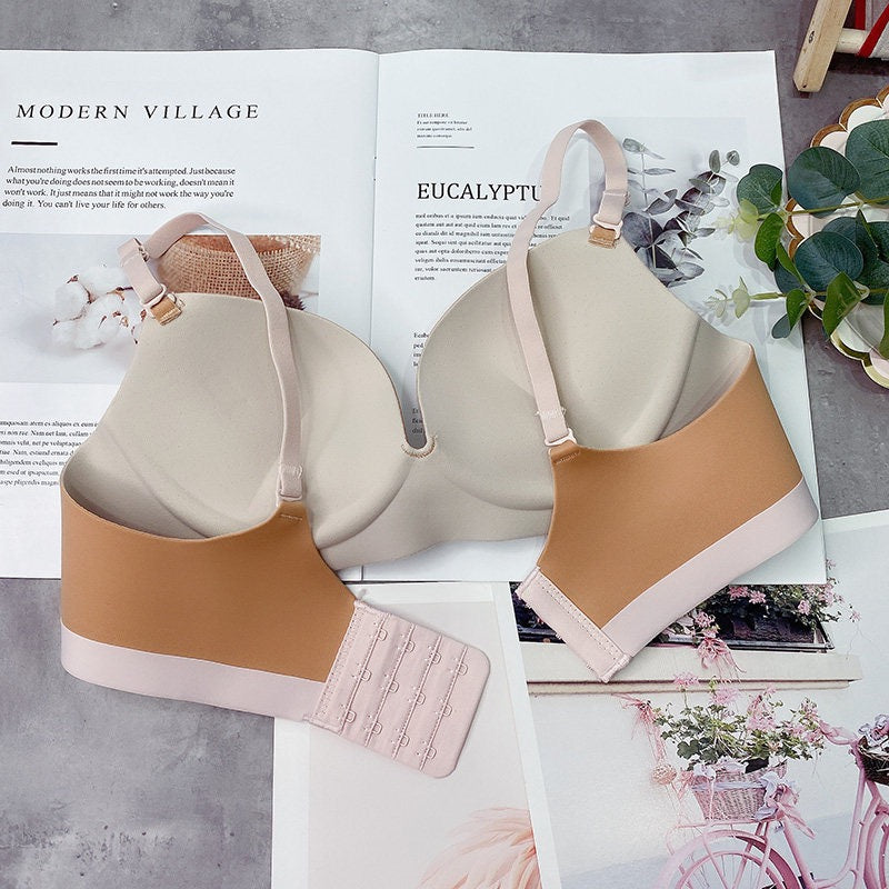 Women’s Seamless Wireless Bra and Panty Set Smooth Molded Cup Adjustable Straps Wide Contrast Underband Matching Mid Rise Brief Lingerie Set