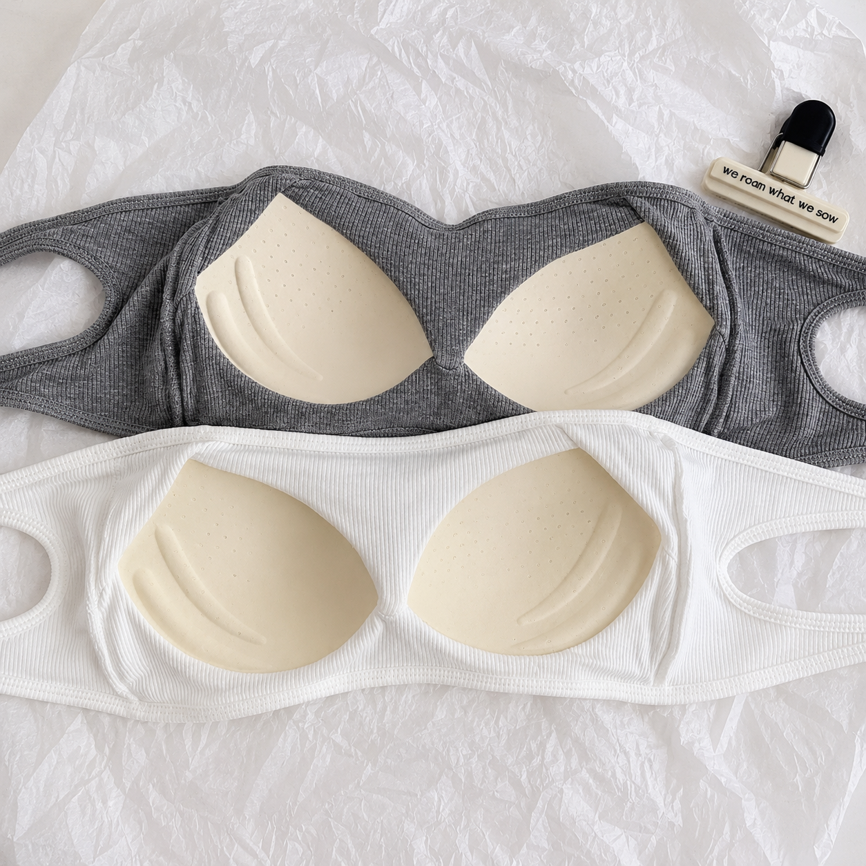 Ice Silk Strapless Bra With Chest Cushion One Line Circumference To Prevent Light From Escaping Strapless Bra For Gathering