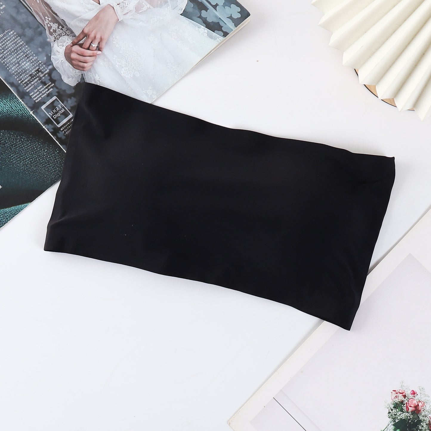 Sexy Ice Silk Seamless Shoulder Warp Gathered Non-slip Beauty Strap Chest Pad Vest Women's Small Breast Tube Top Underwear