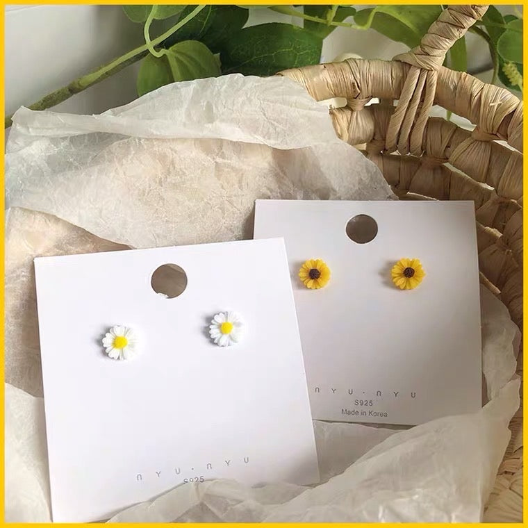 White and yellow sunflowers earrings natural look