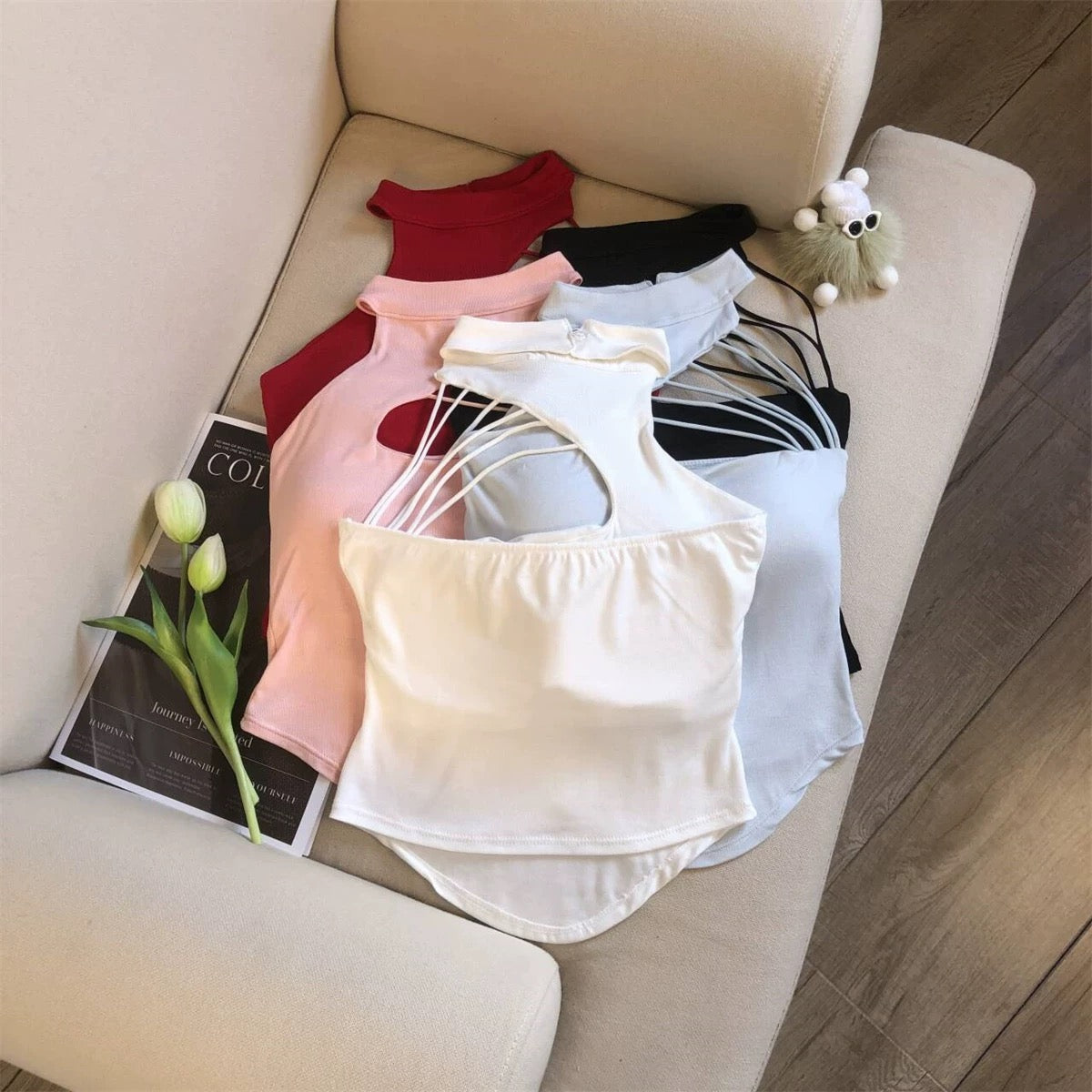 Sexy Women Hollow Out Crop Tops Summer Casual Solid Color Street Backless Camisoles Cropped Halter Tops Sexy Sleeveless Blouses