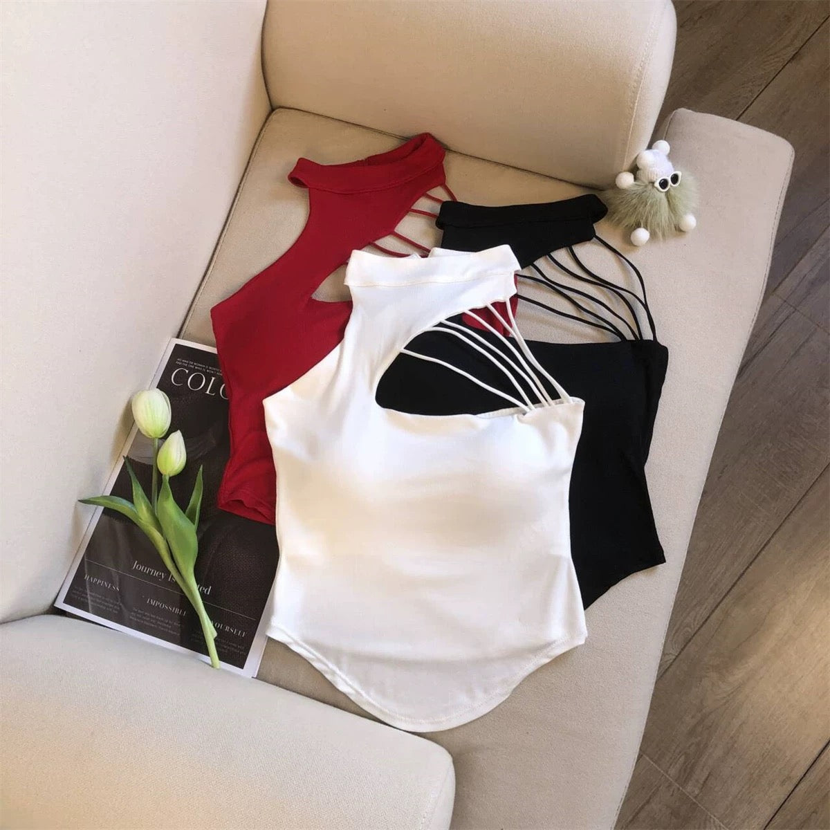 Sexy Women Hollow Out Crop Tops Summer Casual Solid Color Street Backless Camisoles Cropped Halter Tops Sexy Sleeveless Blouses