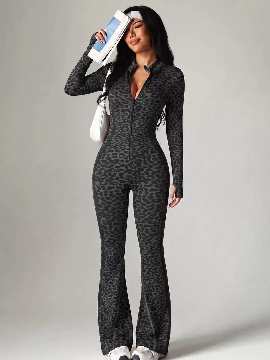 Women Seamless Jumpsuits Long Sleeve One Piece Yoga Overalls Backless Leopard Fitness Gym Bodysuits Flare Pants Sports Tracksuit