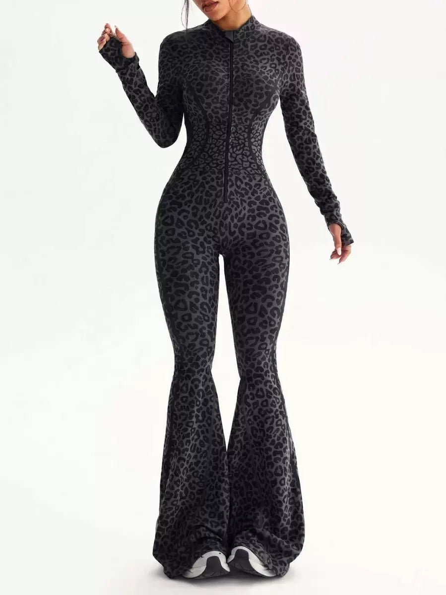 Women Seamless Jumpsuits Long Sleeve One Piece Yoga Overalls Backless Leopard Fitness Gym Bodysuits Flare Pants Sports Tracksuit