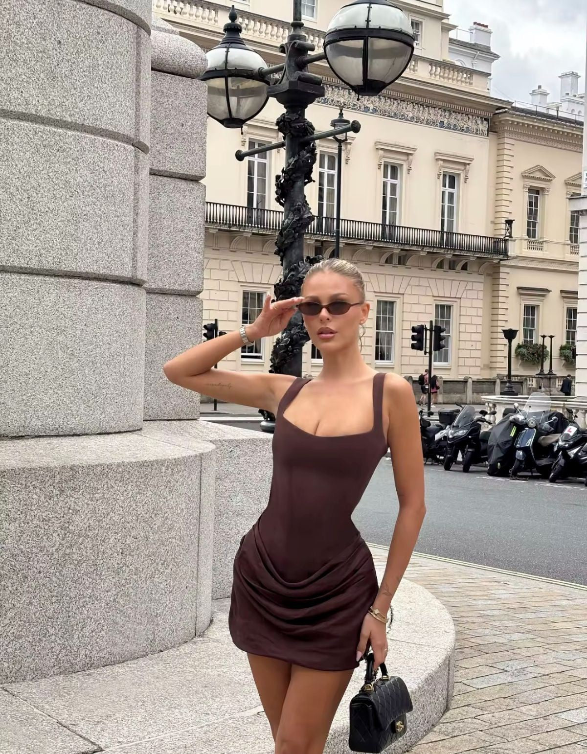 New Summer Wide Strap Pleated Hem Dresses Women's Sexy Sleeveless Slim Fit Chic Mini Gown Lady Holiday Party Vestidos Clothing