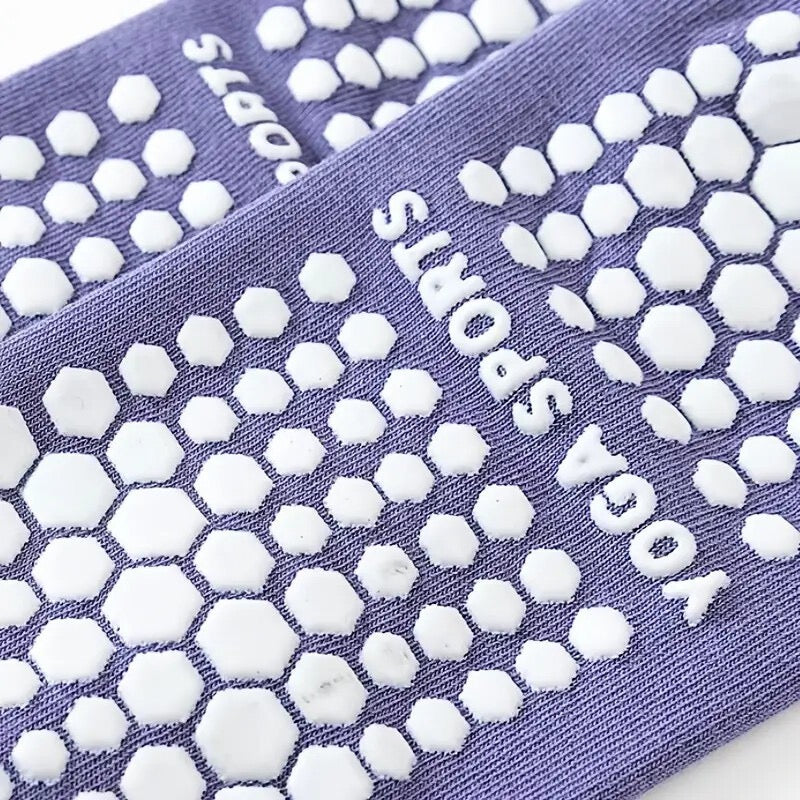 Cotton Anti Slip Yoga Socks Medium Length Socks Solid Color Fitness Pilates Women's Sports Socks Gradient Color Socks