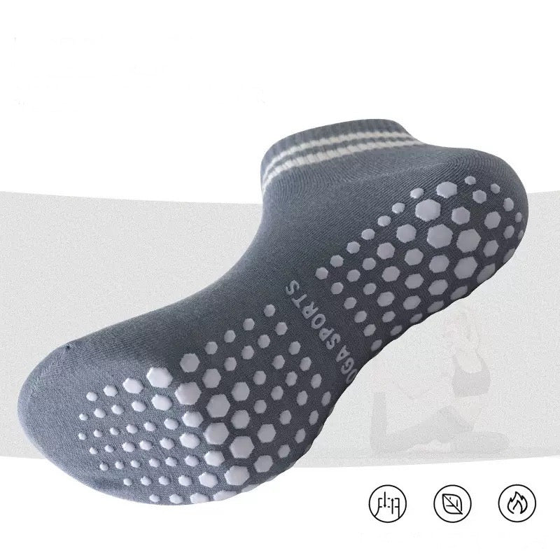 Cotton Anti Slip Yoga Socks Medium Length Socks Solid Color Fitness Pilates Women's Sports Socks Gradient Color Socks