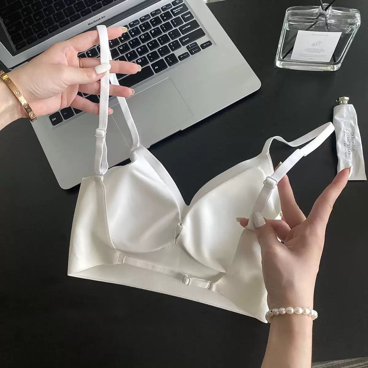 Women's Summer Sexy Backless Bra Seamless Deep U-shaped Plunge Underwear Triangle Cup Sexy Lingerie Tops