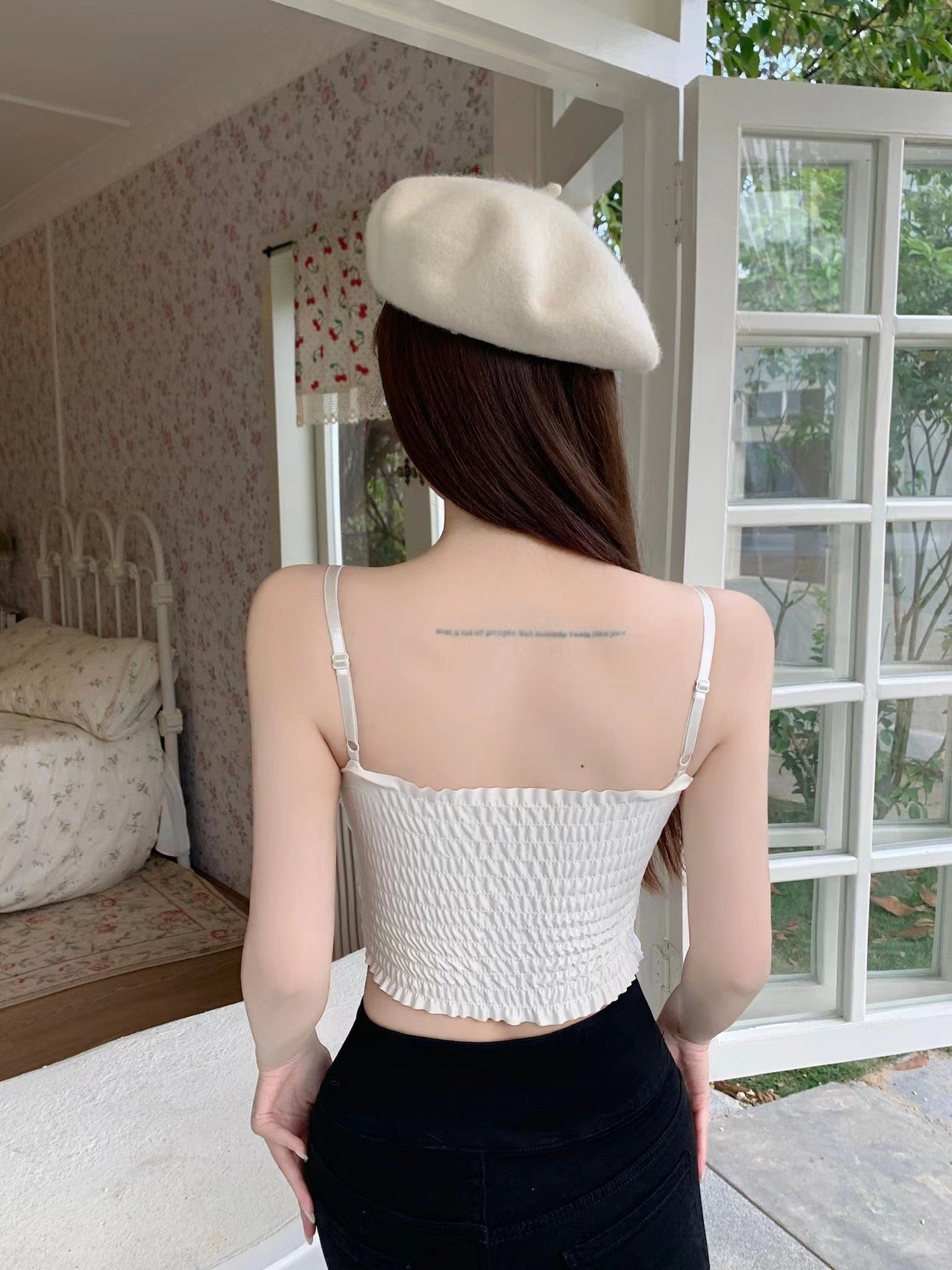 Sling Design Sense Top's Women's Outerwear Vest 2026New Lace Sexy Beautiful Back Tube Top With Breast Pad