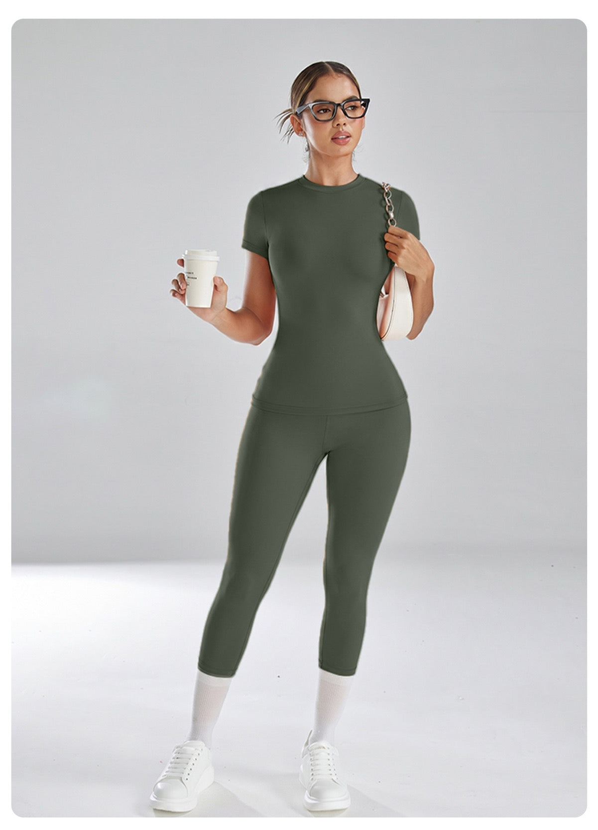 Sports Set Women Two-piece Tight Quick Drying Hip Lifting Workout Clothes Outdoor Sports Yoga Set