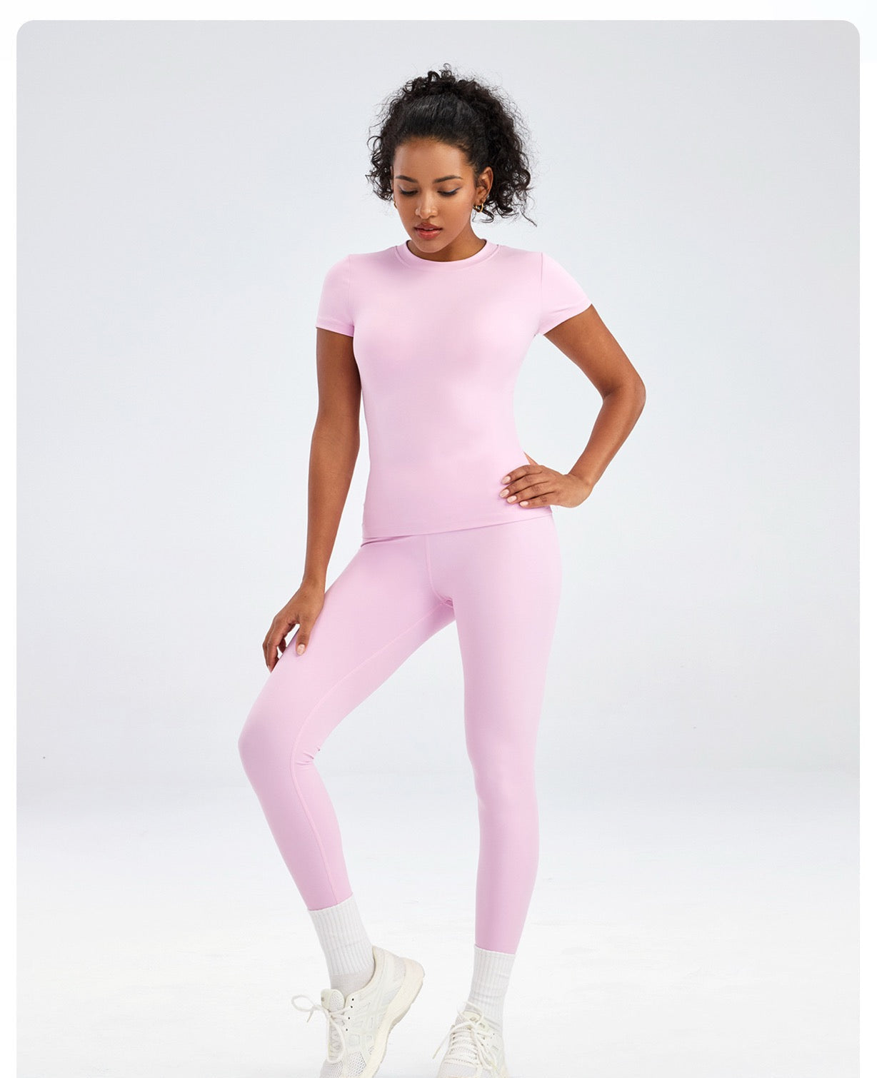 Sports Set Women Two-piece Tight Quick Drying Hip Lifting Workout Clothes Outdoor Sports Yoga Set