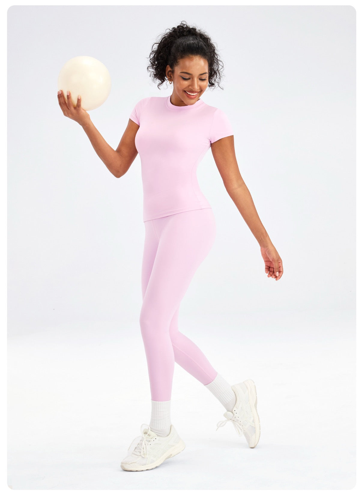 Sports Set Women Two-piece Tight Quick Drying Hip Lifting Workout Clothes Outdoor Sports Yoga Set