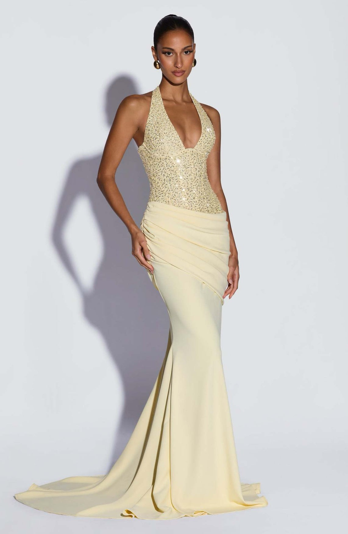 Halter Neck Sequin Evening Gown Deep V Ruched Waist Pleats Bodycon Mermaid Vestidos De Fiesta Elegantes Para Mujer Lujo