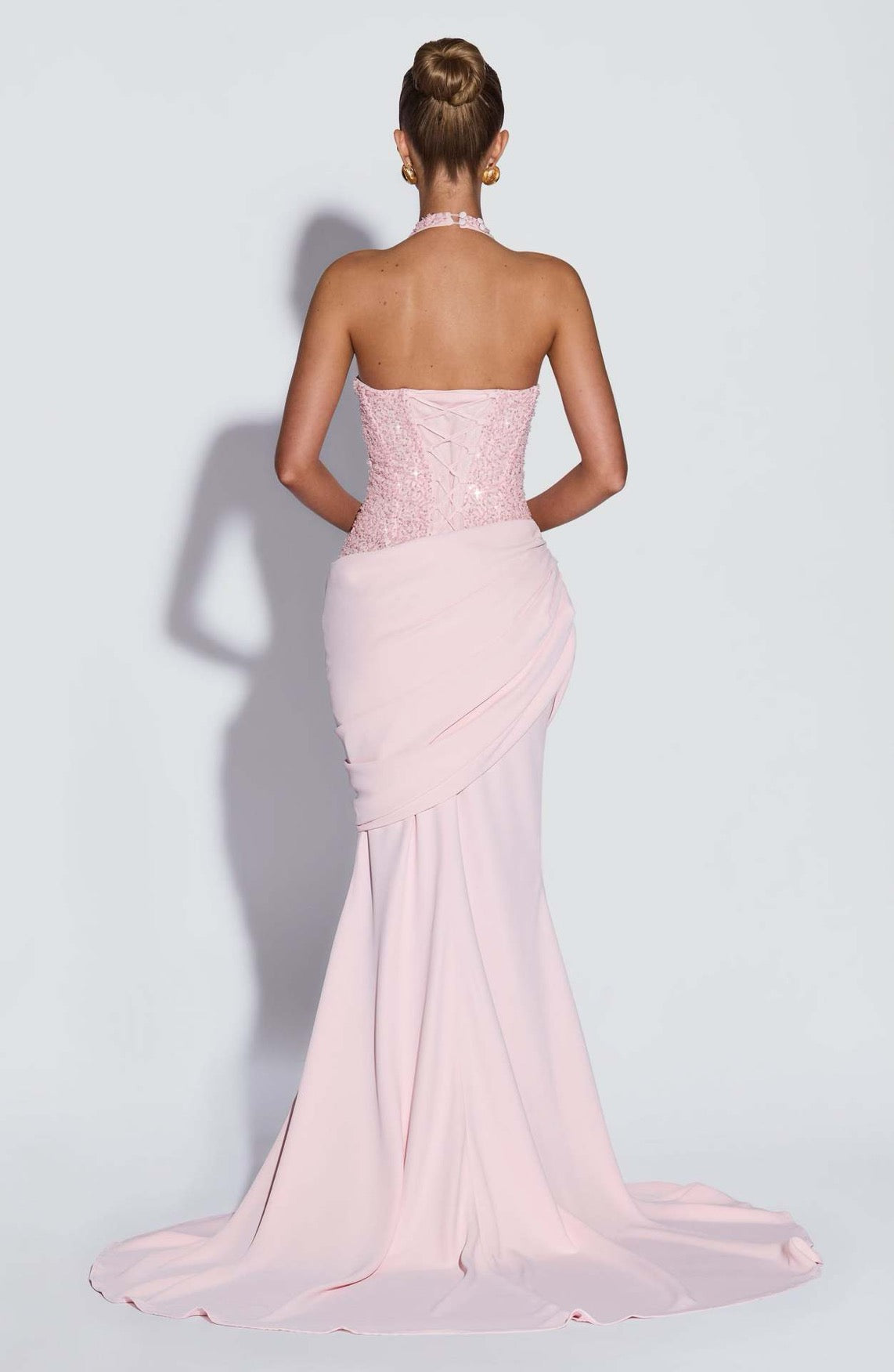 Halter Neck Sequin Evening Gown Deep V Ruched Waist Pleats Body con Mermaid Vestidos De Fiesta Elegantes Para Mujer Lujo
