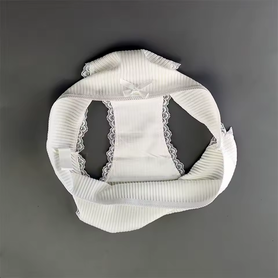 Lace Cotton Women’s Underwear – Soft Seamless Thong, Low Waist, Comfortable Everyday Lingerie.