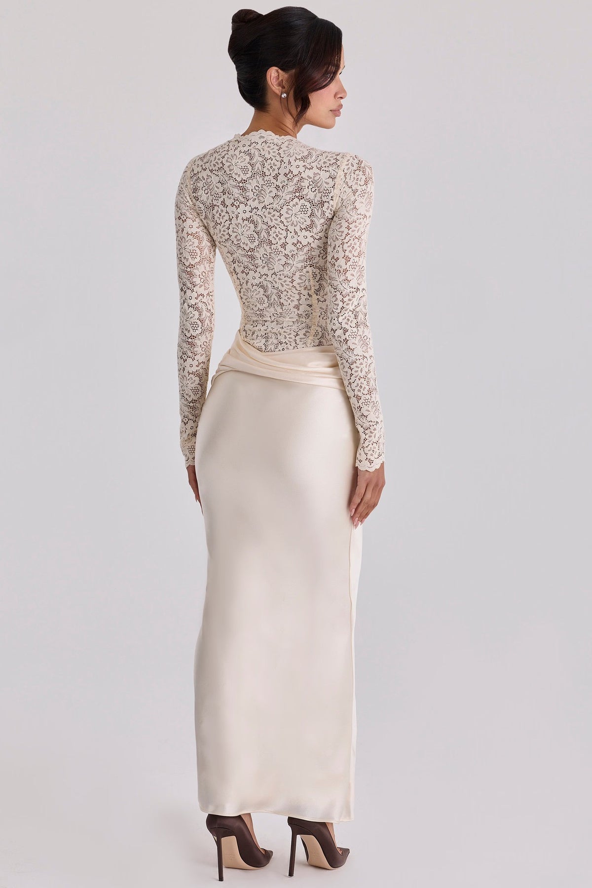 Women’s Elegant Floral Lace and Satin Maxi Dress Long Sleeve Sheer Lace Bodice Draped Waist Slim Fit Floor Length Evening Occasion Gown