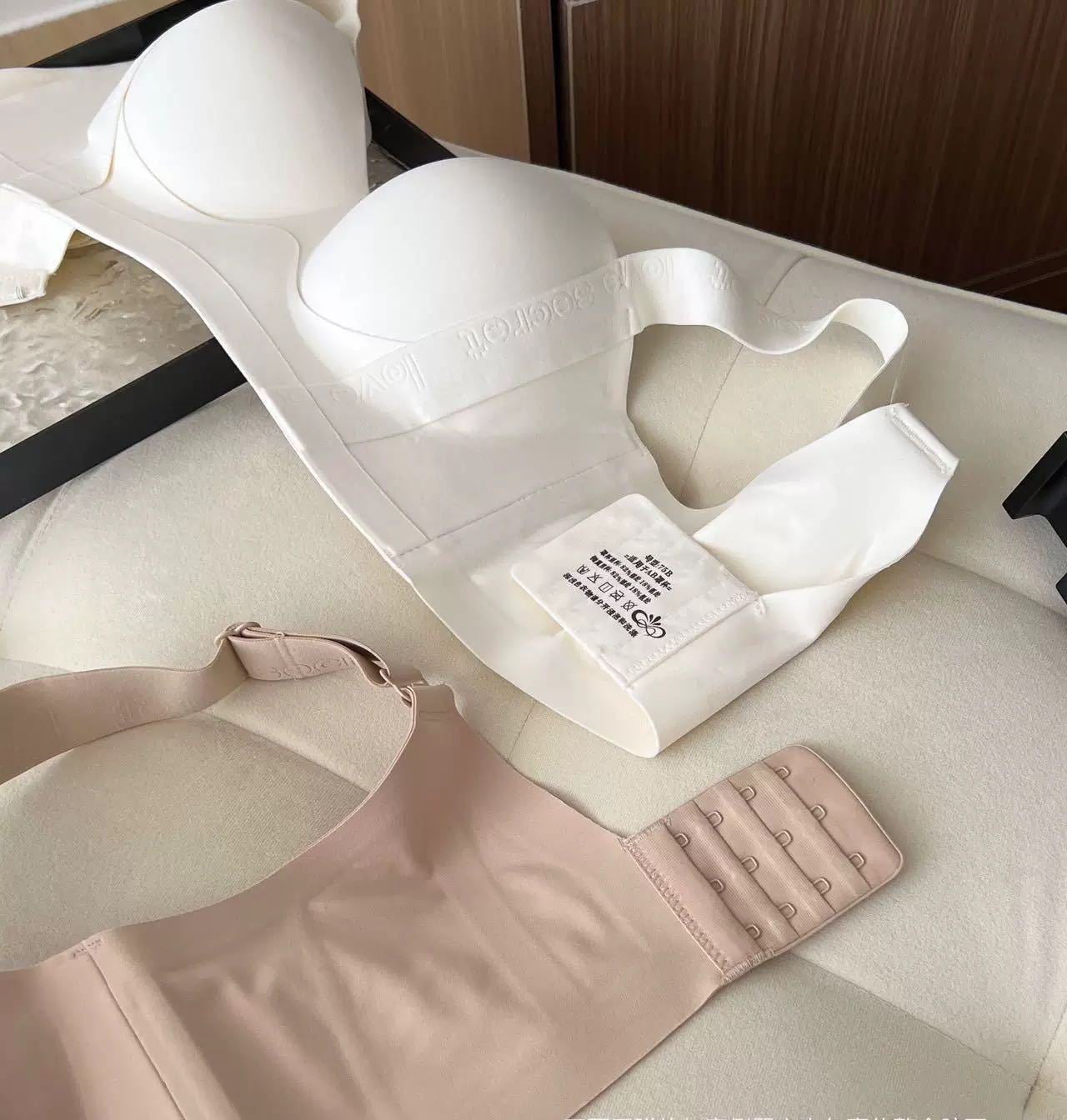 Women  Bra For Non-Wire Female Sexy Lingerie Solid Color Seamless Tube Top Bras Beauty Back Underwear Gather