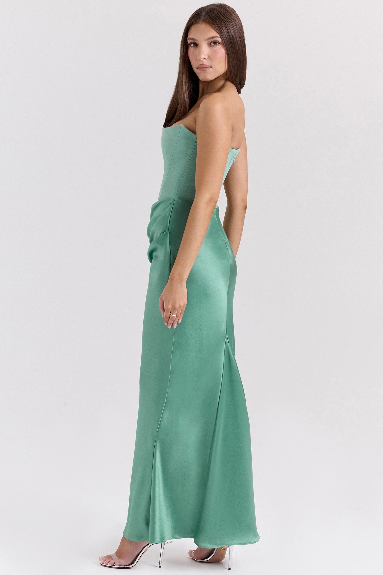 Women's Strapless Evening Dress Sexy Satin Pleated High Waist Skinny Party Dresses 2026 New Elegant Chic Design Sense Long Dress