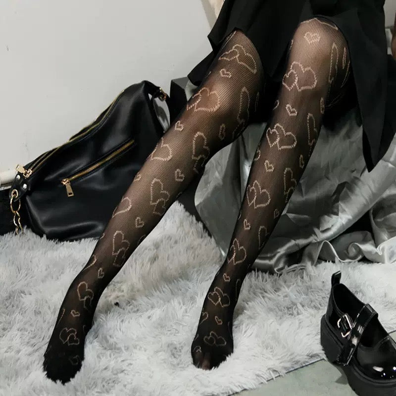 Net stockings for women, high-waisted Heart patterned net tights, thigh-high stockings.