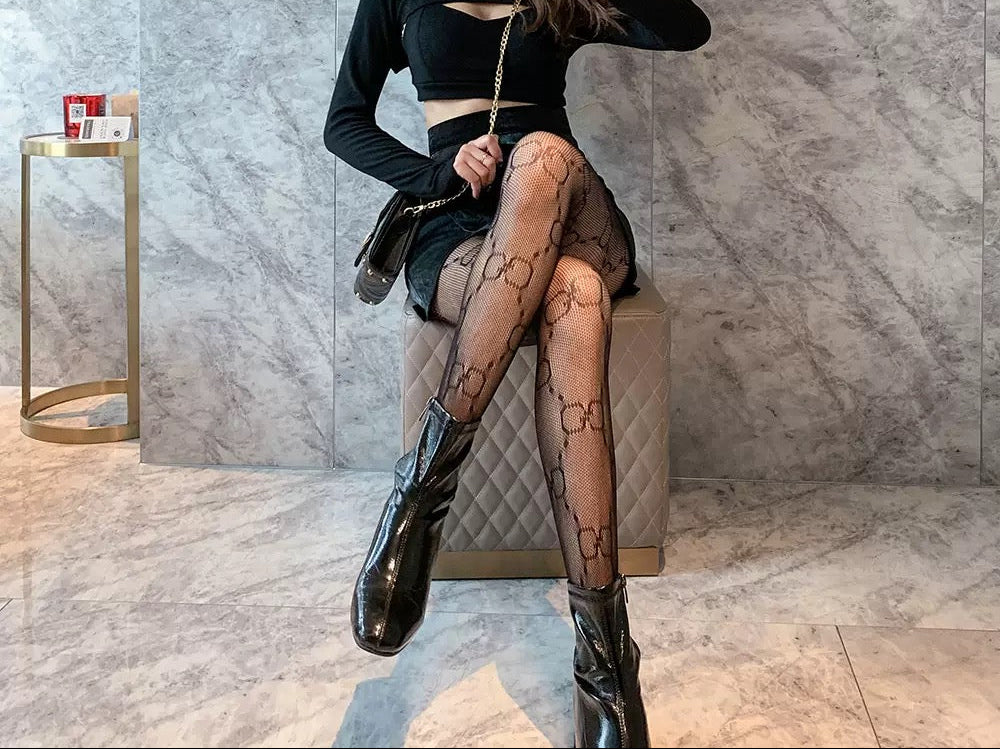 Net stockings for women, high-waisted floral-patterned net tights, thigh-high stockings.