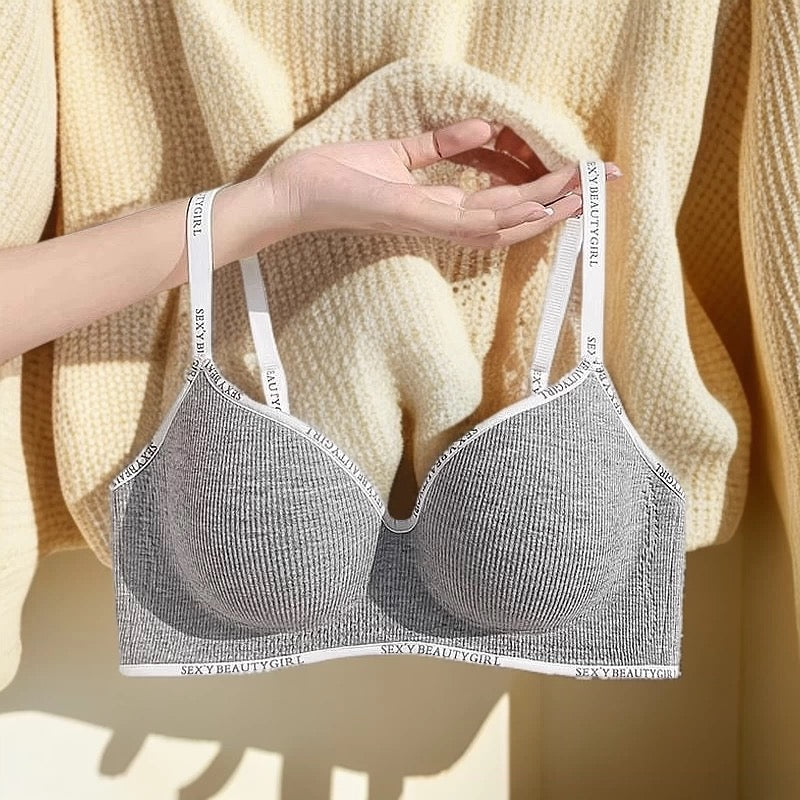Women’s Wireless Half-Push Bra – No Traces, Anti-Sagging, Seamless Support for Small Busts with Stylish Letter Print