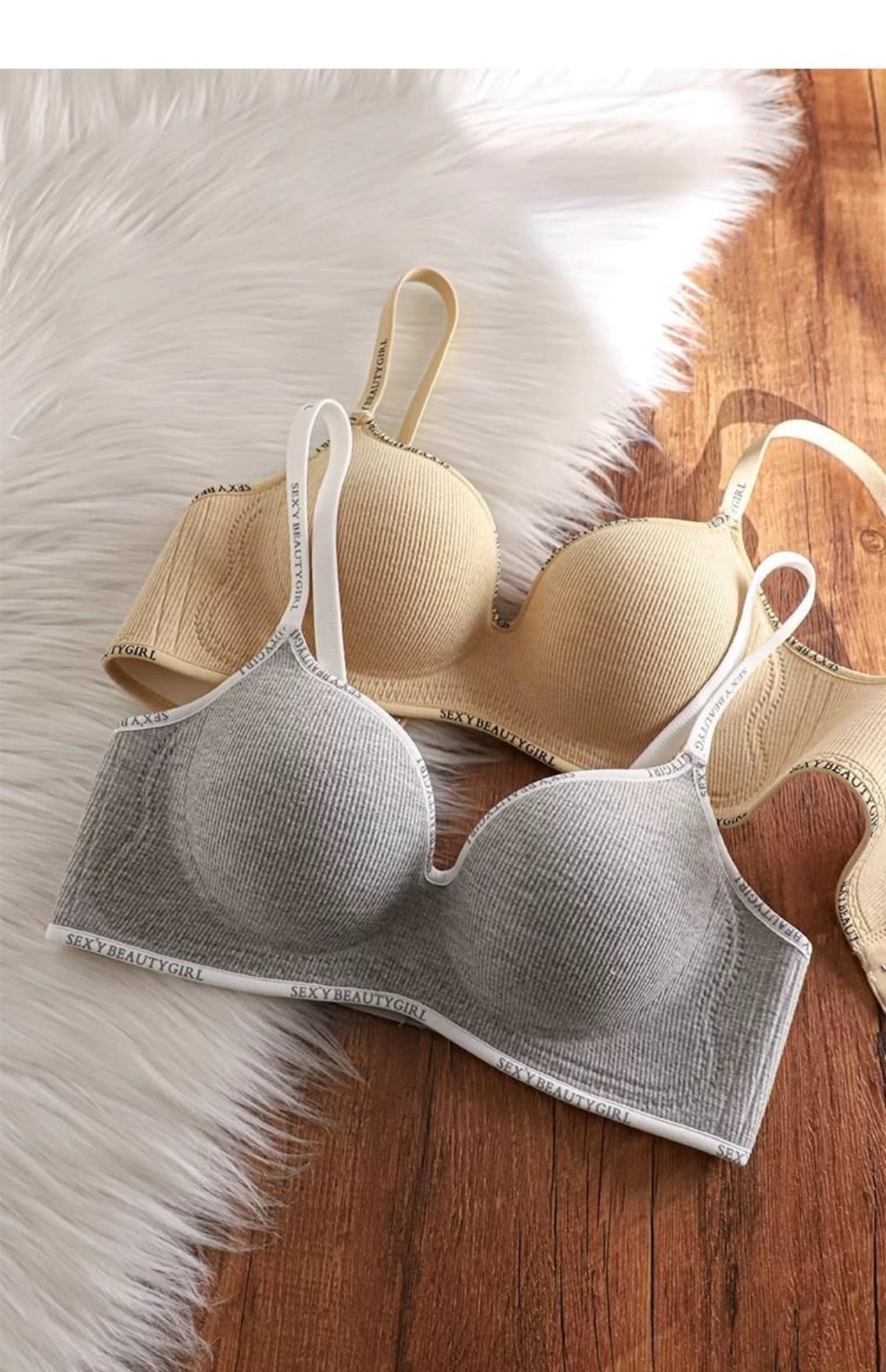 Women’s Wireless Half-Push Bra – No Traces, Anti-Sagging, Seamless Support for Small Busts with Stylish Letter Print