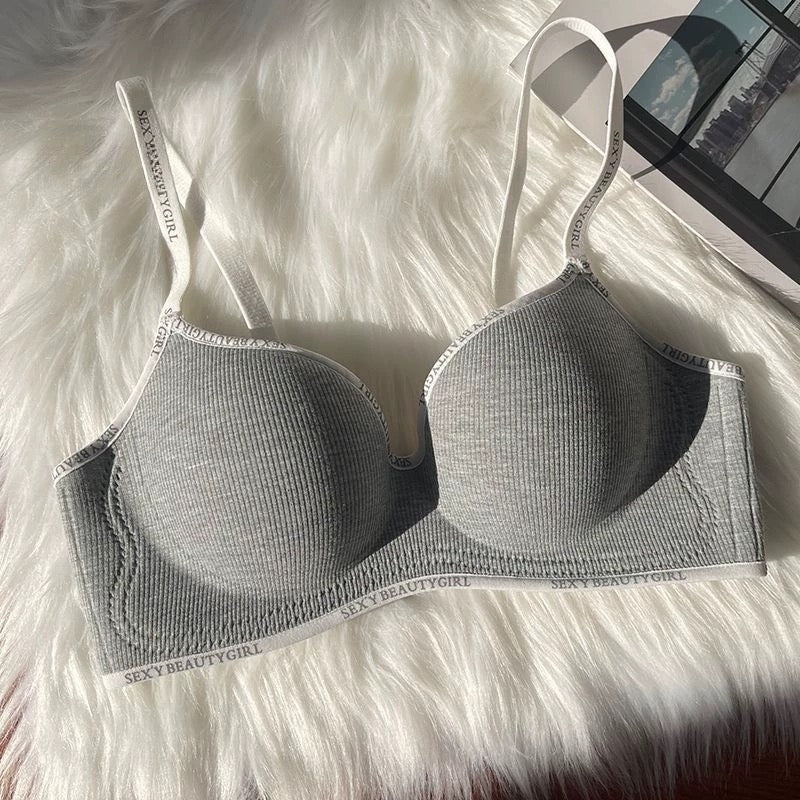 Women’s Wireless Half-Push Bra – No Traces, Anti-Sagging, Seamless Support for Small Busts with Stylish Letter Print