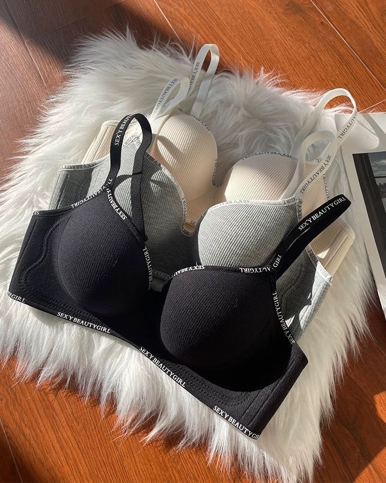 Women’s Wireless Half-Push Bra – No Traces, Anti-Sagging, Seamless Support for Small Busts with Stylish Letter Print