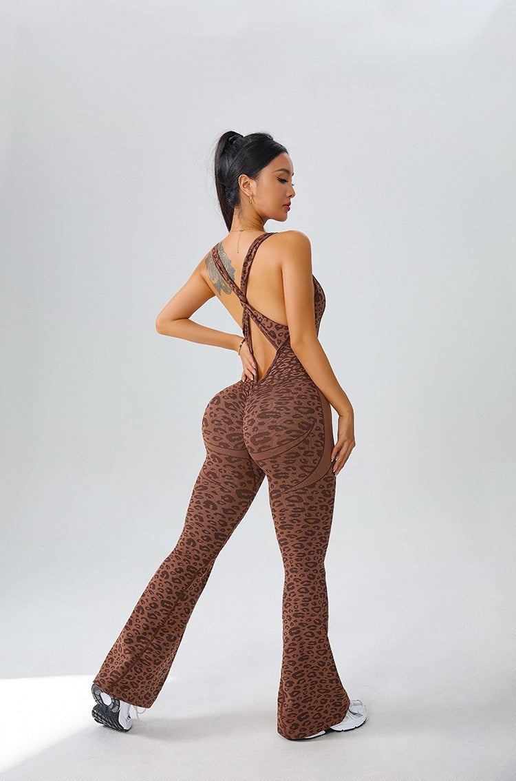 Women Seamless Jumpsuits Long Sleeve One Piece Yoga Overalls Backless Leopard Fitness Gym Bodysuits Flare Pants Sports Tracksuit
