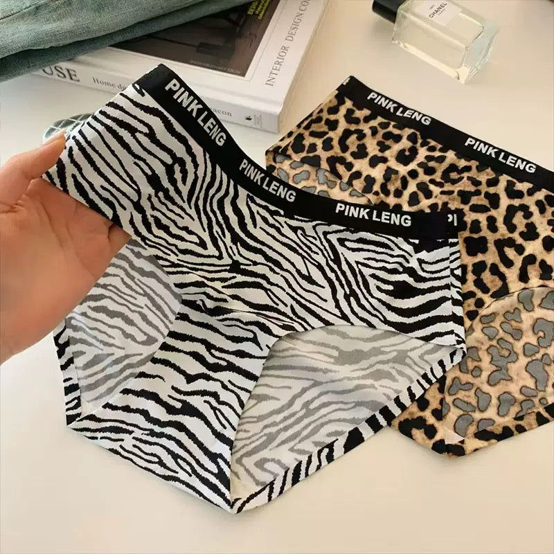 Sexy Seamless Panties Ice Silk Women's Comfortable Wrap Hip Letter Strap Sport Style Female Mid-rise Waist Briefs