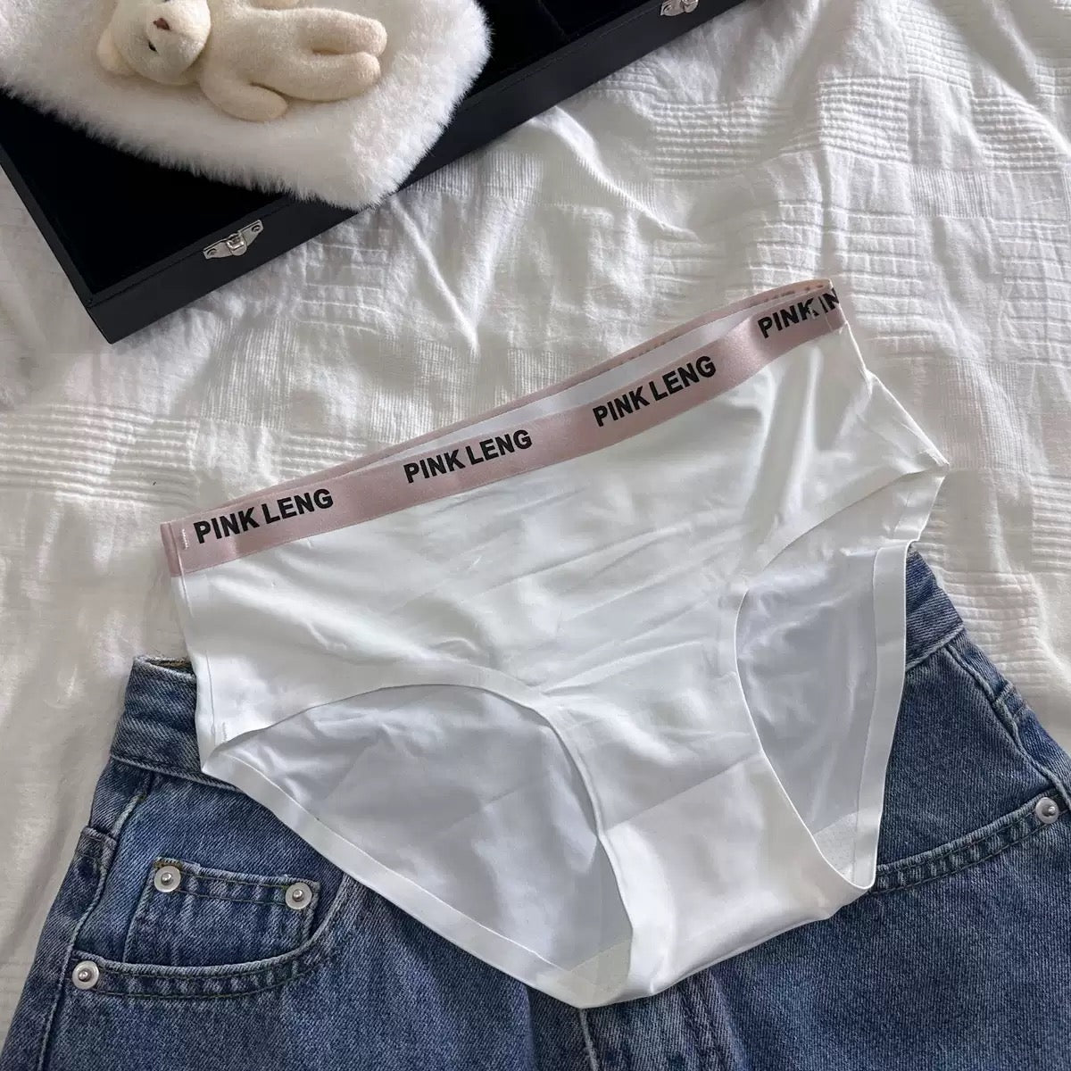 Sexy Seamless Panties Ice Silk Women's Comfortable Wrap Hip Letter Strap Sport Style Female Mid-rise Waist Briefs