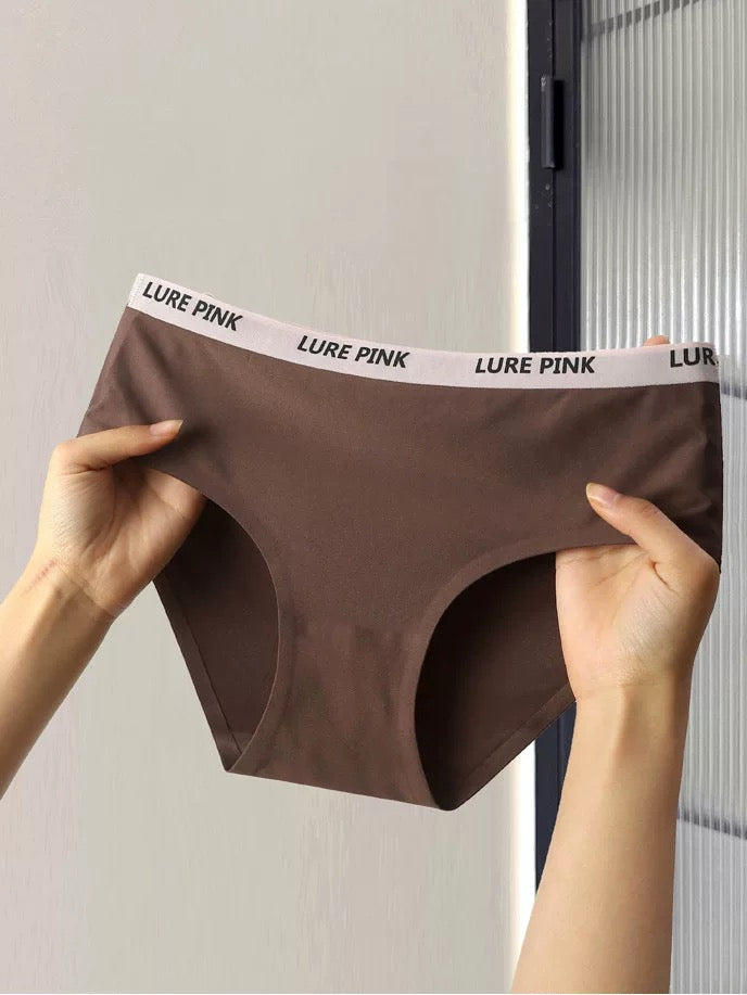 Sexy Seamless Panties Ice Silk Women's Comfortable Wrap Hip Letter Strap Sport Style Female Mid-rise Waist Briefs