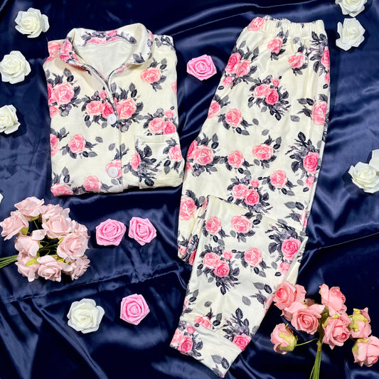 Soft pajamas for winter high quality material of cloth to feel warm and free