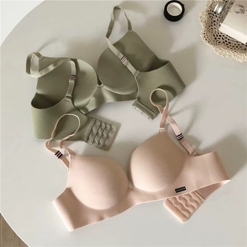 Soft bra half push up