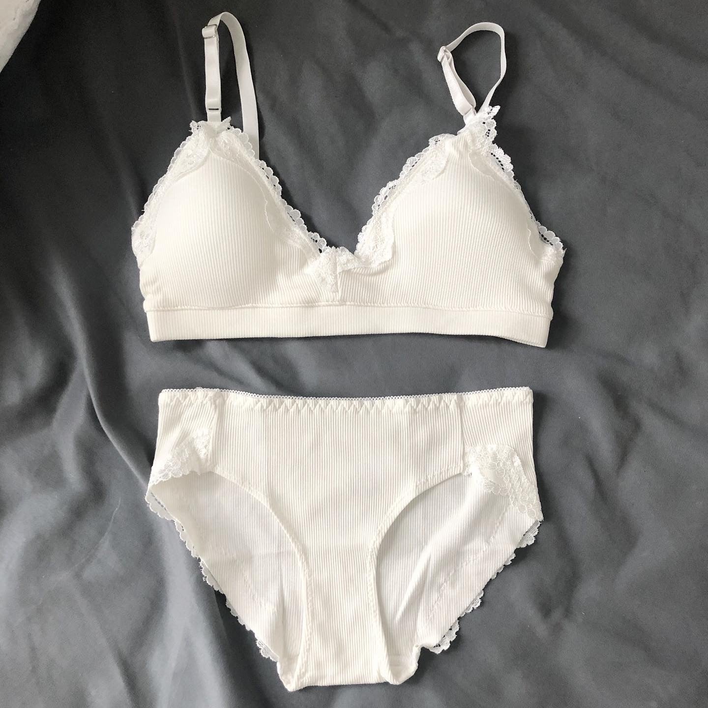 Lady Sexy Elegant Bra and Panty Set Women Bras Underwear Female Push up Bra Lingeries Bra Sets VS Brief Set Lingerie Set