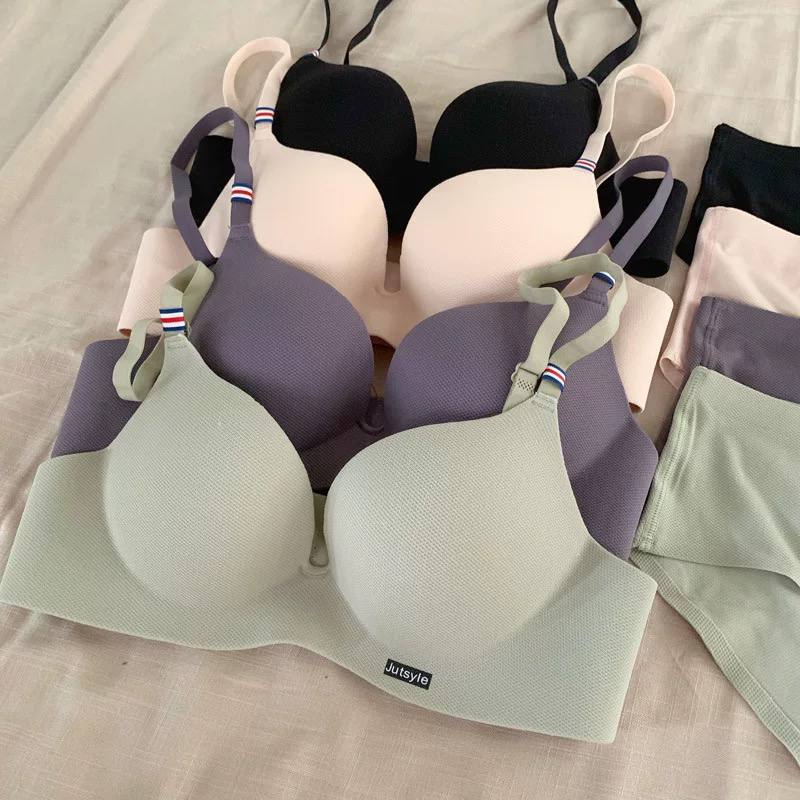 French Style No Steel Ring Gather Comfortable Bra For Women